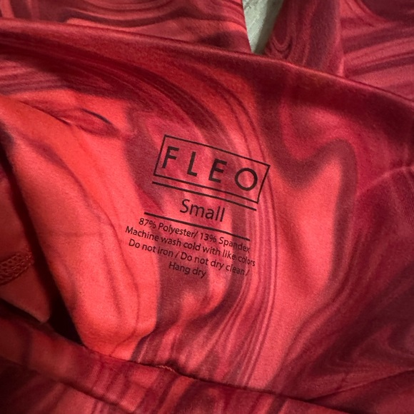 Fleo El Toro Hot Pink Marble Swirl Leggings Size Small - Picture 3 of 3
